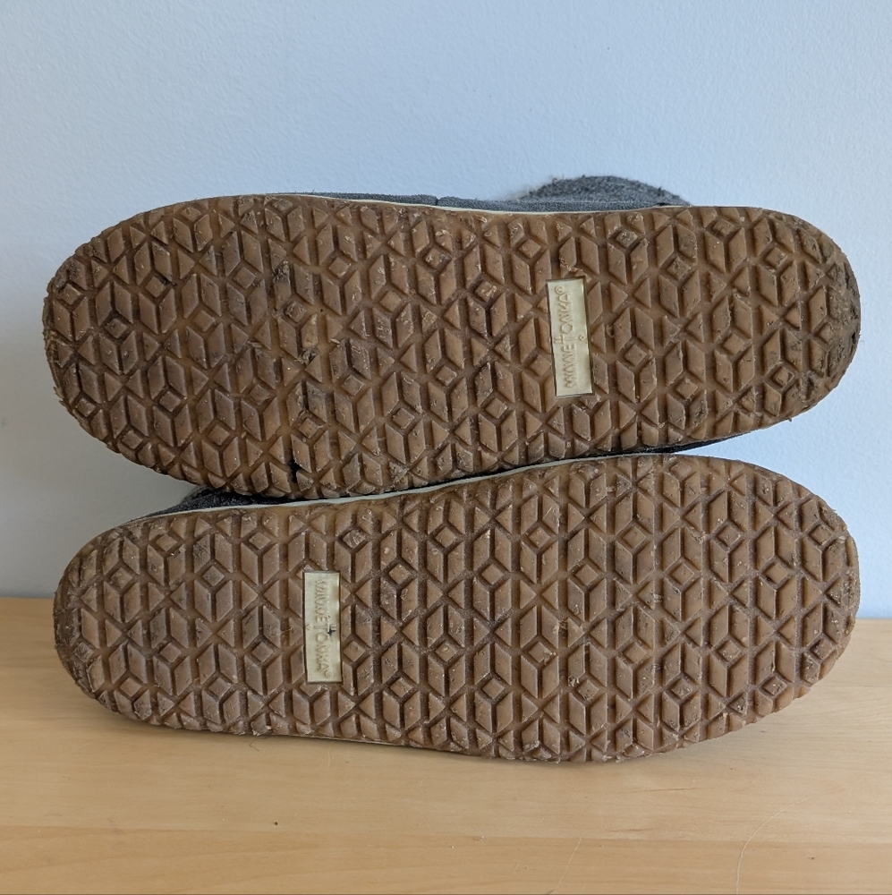 Minnetonka | Grey Suede Torrey Indoor / Outdoor Slippers, Size 11 - Picture 8 of 16